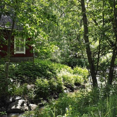 longinoja-alamalmi-helsinki-nature-oldbuilding