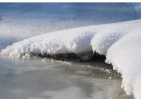 iceandsnow-blue-ice-longinoja-pakkanen-freezing-freezingcold-lumi-snow-nature-naturephoto-naturephot-4